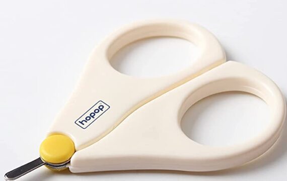 Hopop Newborn Baby's Safety Nail Scissors with Short Blade & Circular Cutter Head (Multicolor) - Image 3