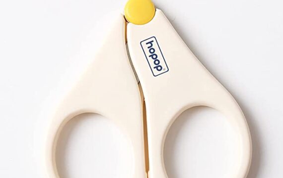 Hopop Newborn Baby's Safety Nail Scissors with Short Blade & Circular Cutter Head (Multicolor)