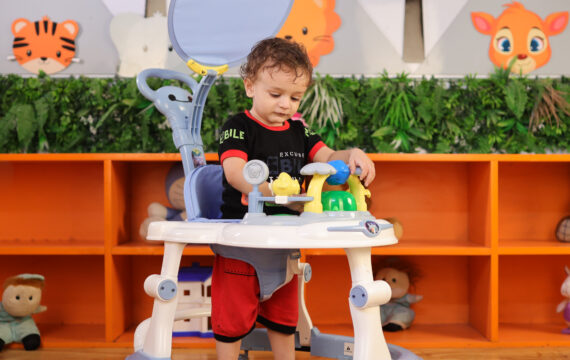 BLUE BABY WALKER WITH SUN SHIELD - Image 4
