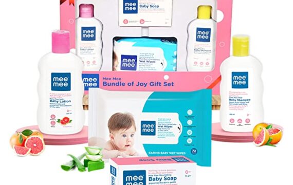 Mee Mee Bundle of Joy Gift Set for New Born Baby with Baby Bathing kit and Wet Wipes